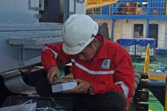 Angle sensor LMI Pedestal Crane